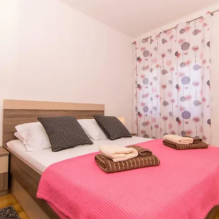 Flora Apartment Trogir Exterior photo